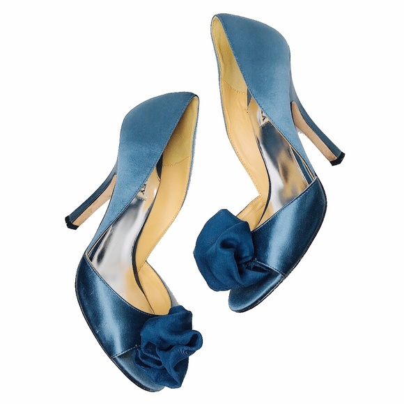 Badge Shoes - Badgley Mischka Hyde Satin Blue Peep Toe Pumps 8M